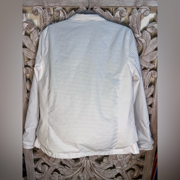 EUC New Balance White/ Grey Striped Windbreaker Rain Jacket Sz L - Picture 5 of 5